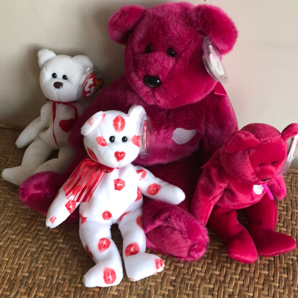 Four Ty Beanie Baby Buddy Valentino Smooch Plush
